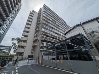 パークアクシス市川【5階】の外観