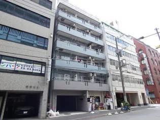 東京都千代田区西神田2【マンション】の外観