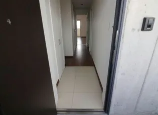 アルテマイスター潮見【1階】の玄関