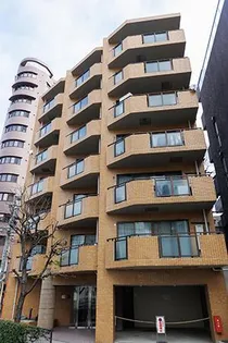 東京都港区六本木7【マンション】の外観