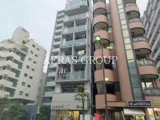 ベルヴィー扇の画像