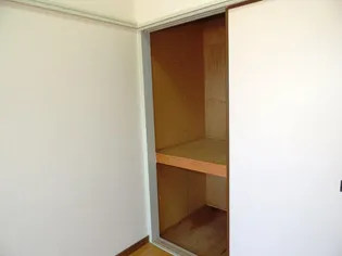 コンフォート岡【2階】の内装