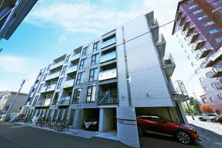 北海道札幌市中央区南十三条西6【マンション】の外観