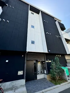 エヌエムスワサントドゥウエストの画像