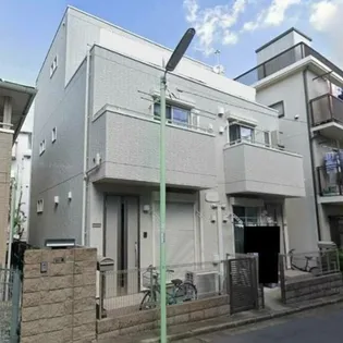 リアン リン(Lien Lin)【2階】の外観