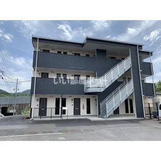 Y'Sリンピアリヴの画像