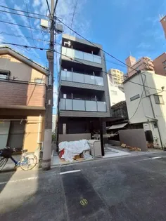 ベルフラット入谷サイド【1階】の外観