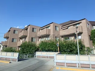 ラヴェール鷺沼【2階】の外観