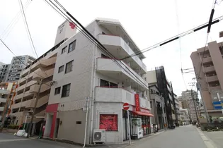 ファーストビル中央駅【4階】の外観