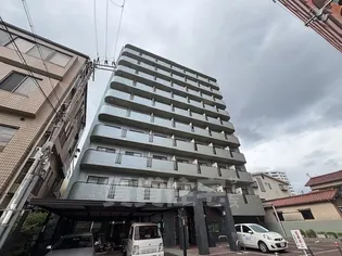 ウェルシーコート高槻【2階】の外観