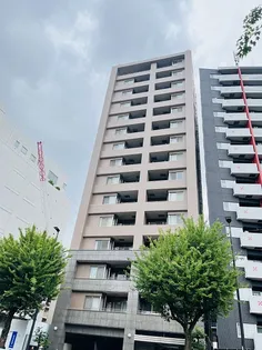東京都新宿区市谷本村町【マンション】の外観