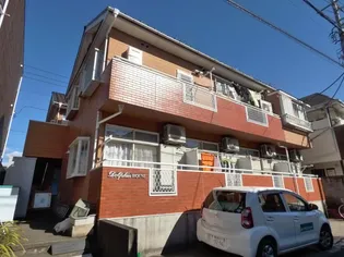 ドルフィンハウスA・B【2階】の外観