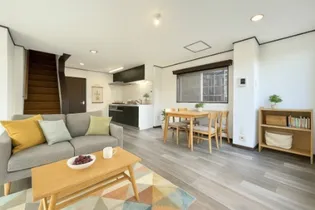 シャトレ小川の居間