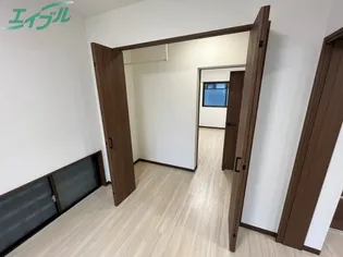 アールズコート【1階】の内装