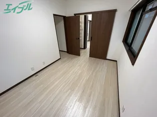 アールズコート【1階】の内装