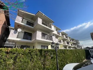 アールズコート【1階】の外観