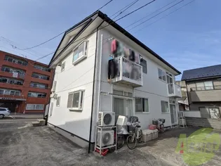 ウエストビレッジB【2階】の外観