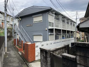 ホワイトドミール【2階】の外観