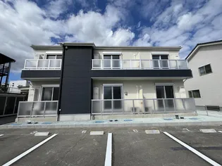 アムールアピス【2階】の外観