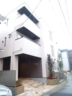 クロイツェル御成【3階】の外観