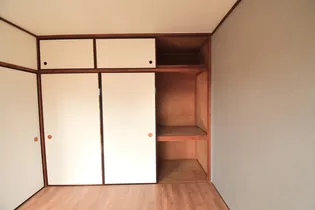 第1渡辺レジデンス【3階】の内装