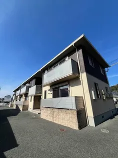 セントレジス【1階】の外観