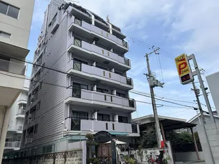 グランベール鶴見【2階】の外観