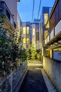 東京都目黒区下目黒2【一戸建】の外観