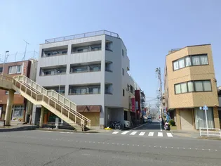 アイエスビルの画像