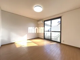 TAK・AH【2階】の内装