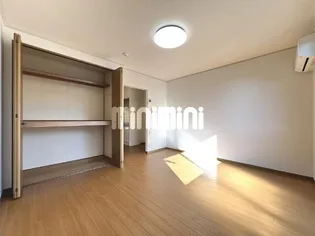 TAK・AH【2階】の居間