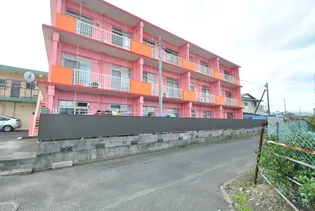 ヤママス東【2階】の外観