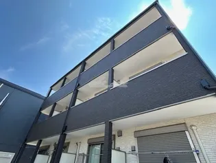 ジーメゾン伊勢原石田【2階】の外観