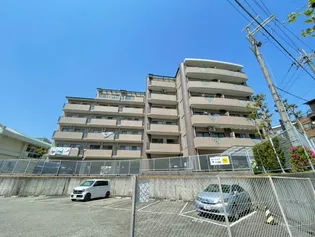 フローイント上長【4階】の外観