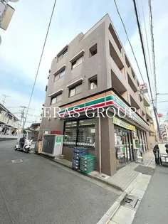 マルシェ【2階】の外観