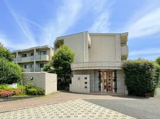 ドルフ喜多見【1階】の外観