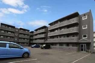 ハイデンス菊水の画像