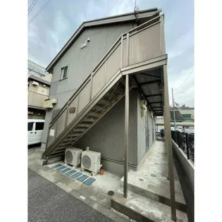 パレス瑠理の画像