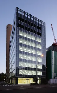 東京都新宿区市谷本村町【マンション】の外観