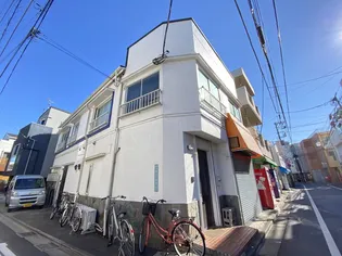 孔雀世田谷【1階】の外観