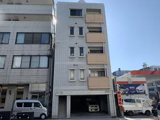 カリーナクアトロピアニ【3階】の外観