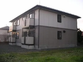 ロイヤルガーデン B【1階】の外観