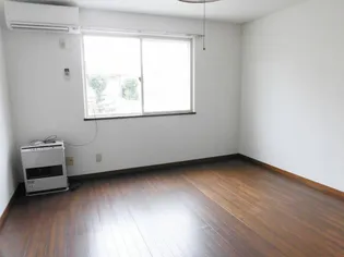 フェアステージ一ノ坪II【1階】の居間