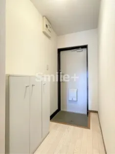 メイフェアコート【2階】の玄関