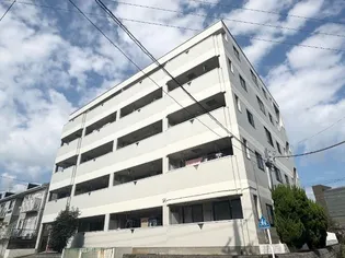 ロイヤルメゾン高森【2階】の外観