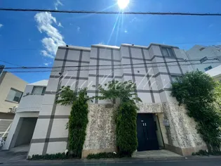 東京都目黒区五本木2【マンション】の外観