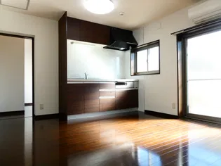 緑山荘A棟の画像