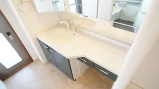 サーパス安島【9階】の内装