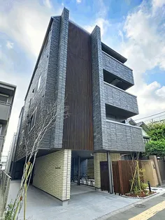 エメ ラ ファミーユの画像