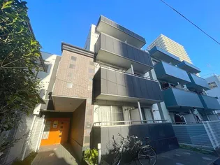 アトラスカーロ弐番館【1階】の外観